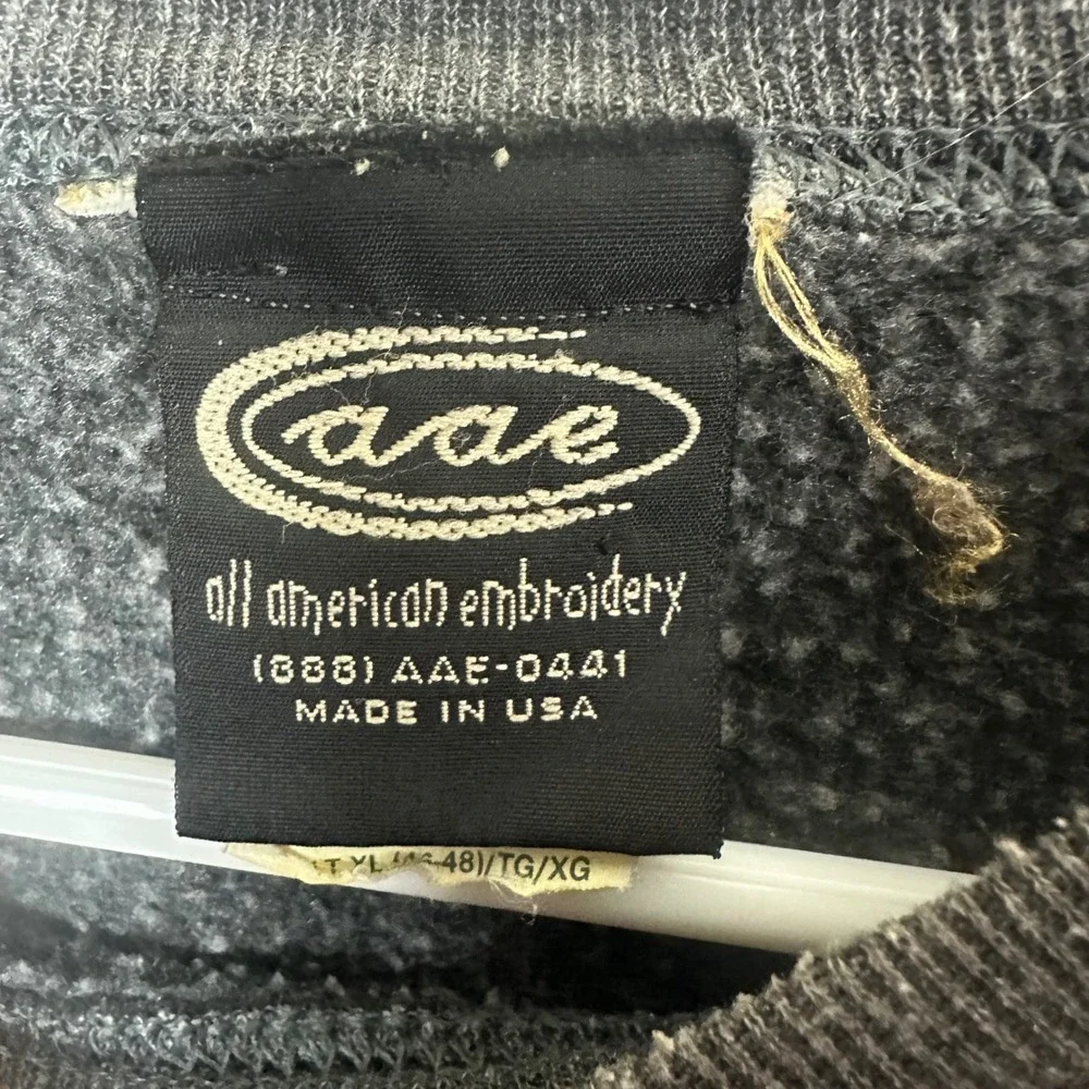 AAE Hillsdale College Sweatshirt Mens XL Grey Alumni Embroidered Crewneck
